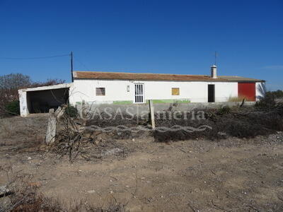 Cortijo en Huercal-Overa, Almería