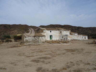 Cortijo in Huercal-Overa, Almería