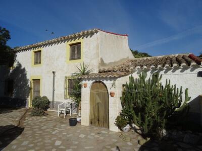 Cortijo en Urcal, Almería