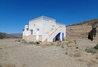 R01270: Villa en venta en Fuente Amarga, Almería