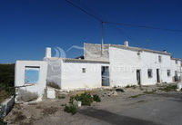R02199: Terrassenhaus zu verkaufen In Urcal, Almería