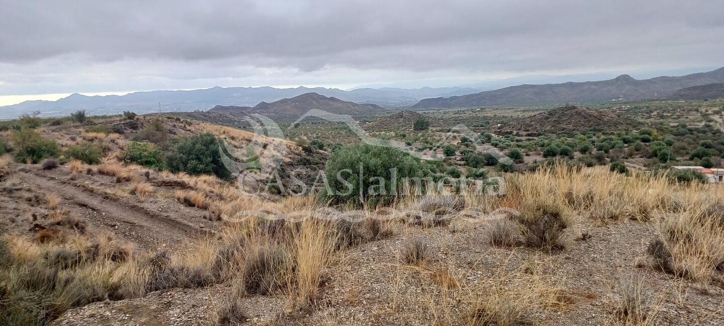 R22332: Parcela Rústica en venta en Urcal, Almería R22332: Parcela Rústica en venta en Urcal, Almería