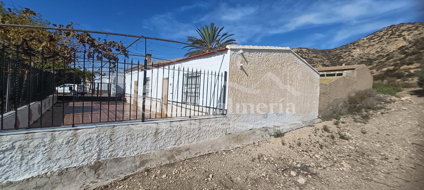 R22336: Cortijo for Sale in Giviley, Almería R22336: Cortijo for Sale in Giviley, Almería