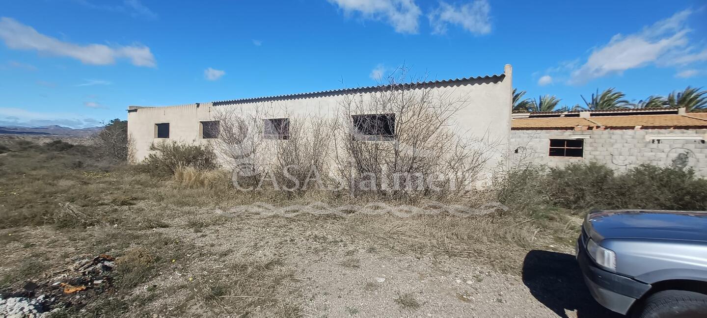 R22344: Cortijo for Sale in Santa Maria De Nieva, Almería R22344: Cortijo for Sale in Santa Maria De Nieva, Almería