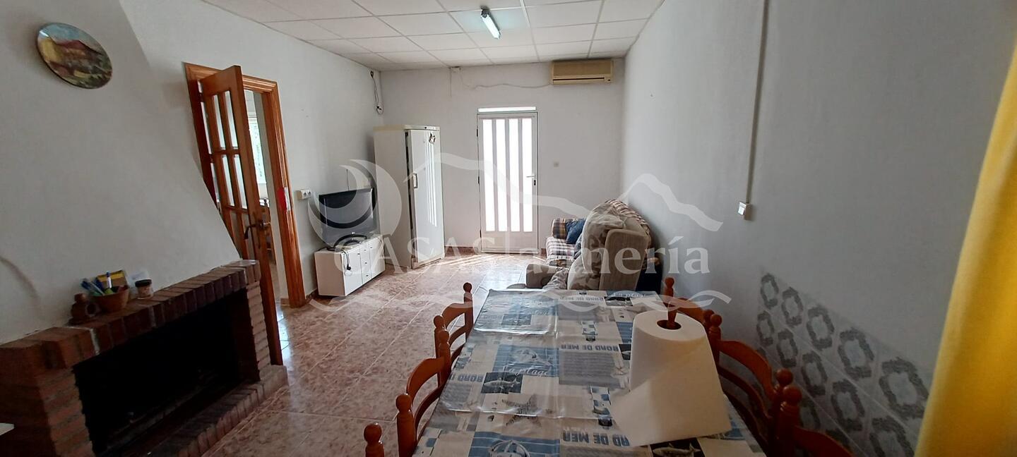 R22365: Cortijo for Sale in El Saltador, Almería R22365: Cortijo for Sale in El Saltador, Almería
